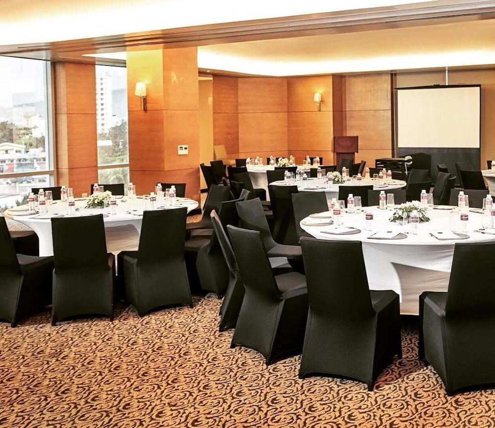 Quest Serviced Residences Cebu Ngoại thất bức ảnh